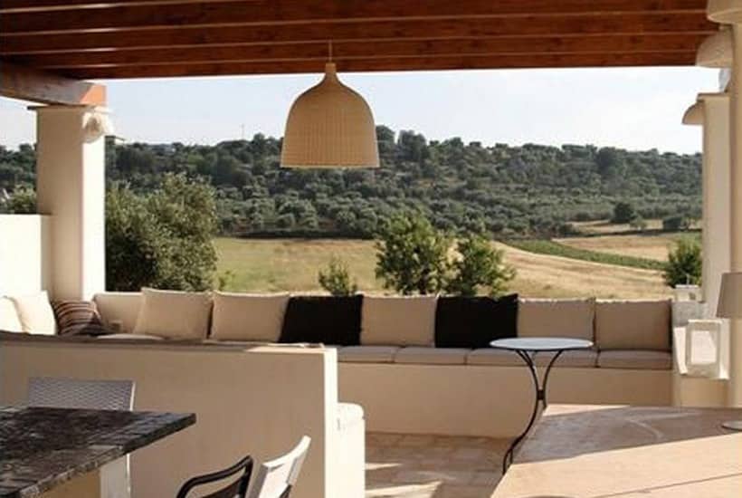 Gazebo in masseria Settarte restored farmhouse