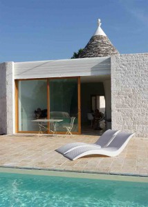 Trullo for rent with swimming pool